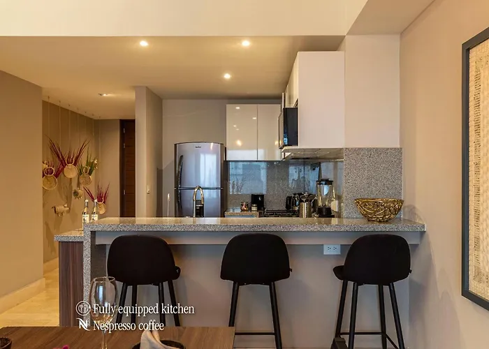Apartahotel Casa Miyana By Kukun 4*